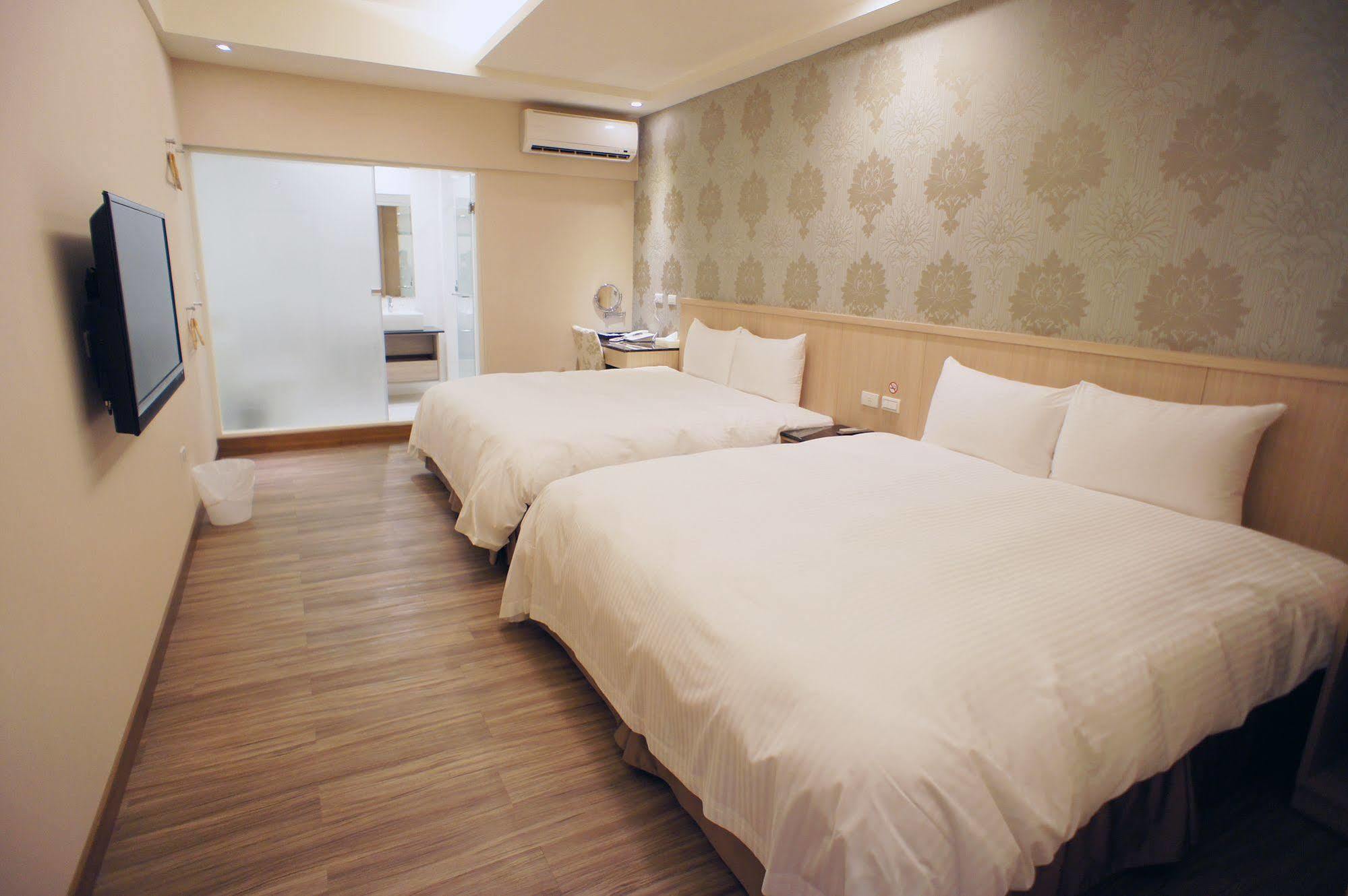 Fupin Hotel Kota Hualien Bagian luar foto